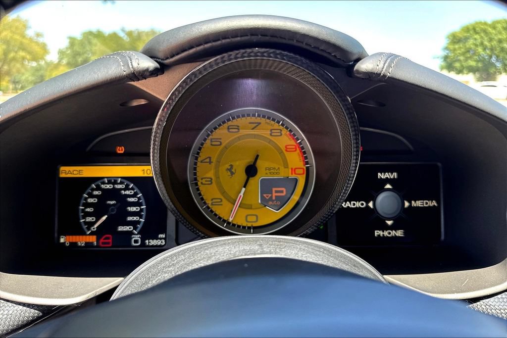 Used 2014 Ferrari F12 Berlinetta RWD image 13