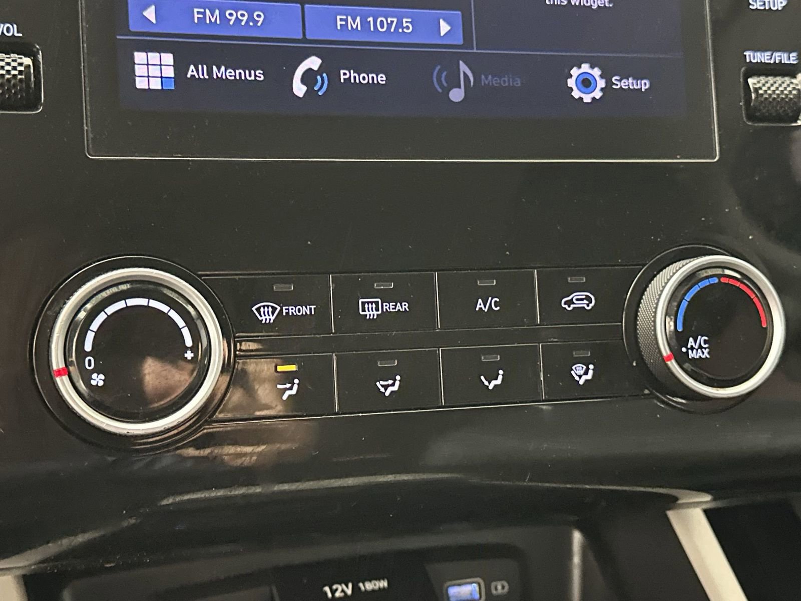 Used 2022 Hyundai Tucson SE image 19