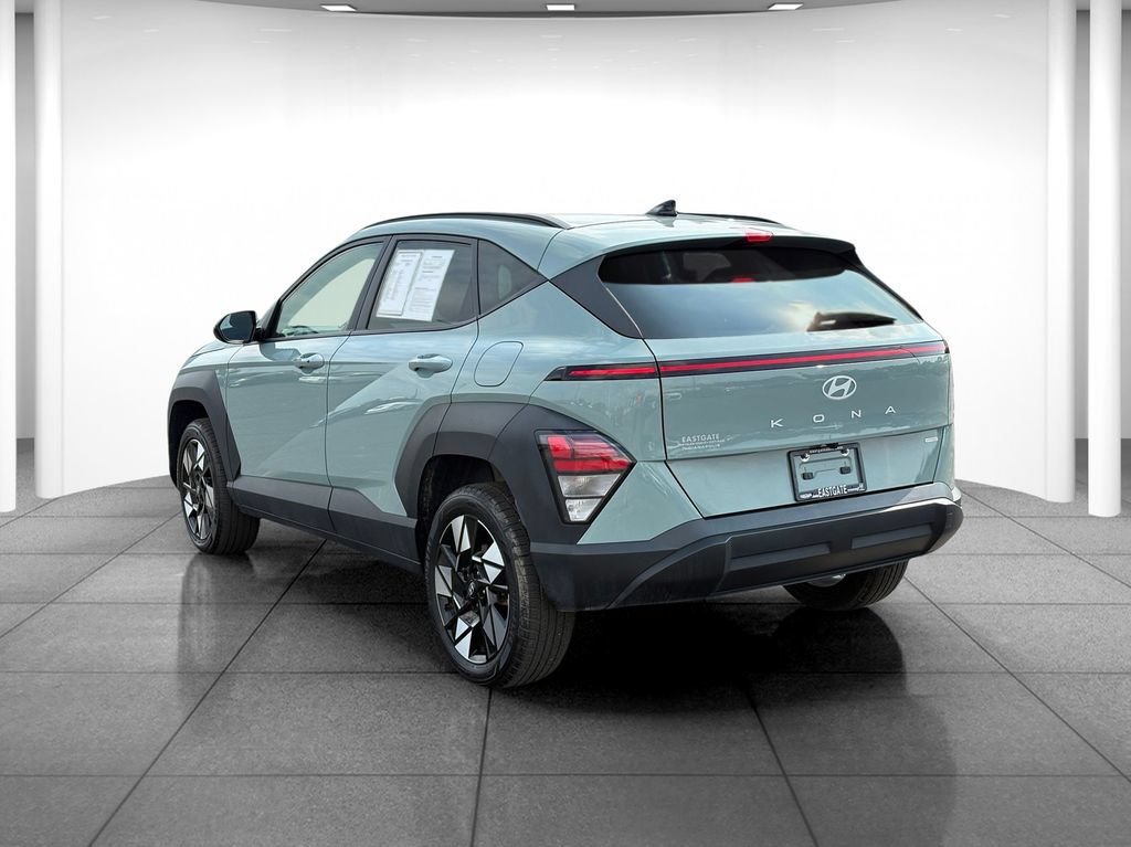 Used 2025 Hyundai Kona SEL AWD/4WD image 5