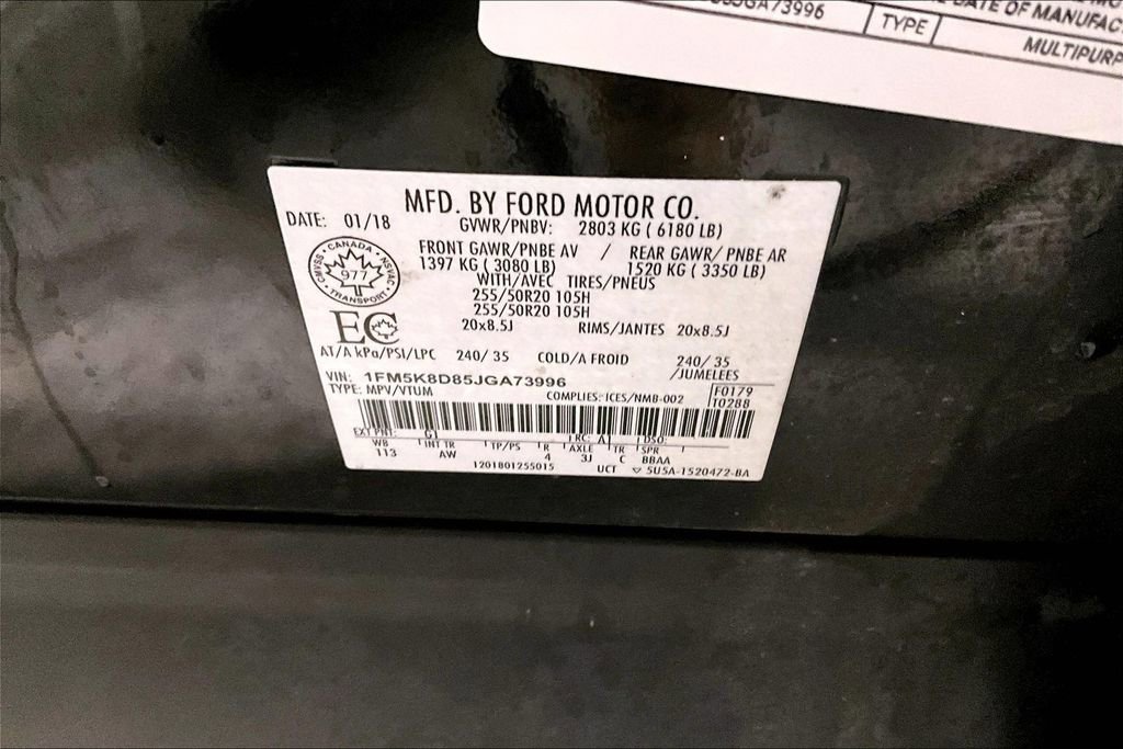 Used 2018 Ford Explorer XLT w/ XLT Appearance Package image 18