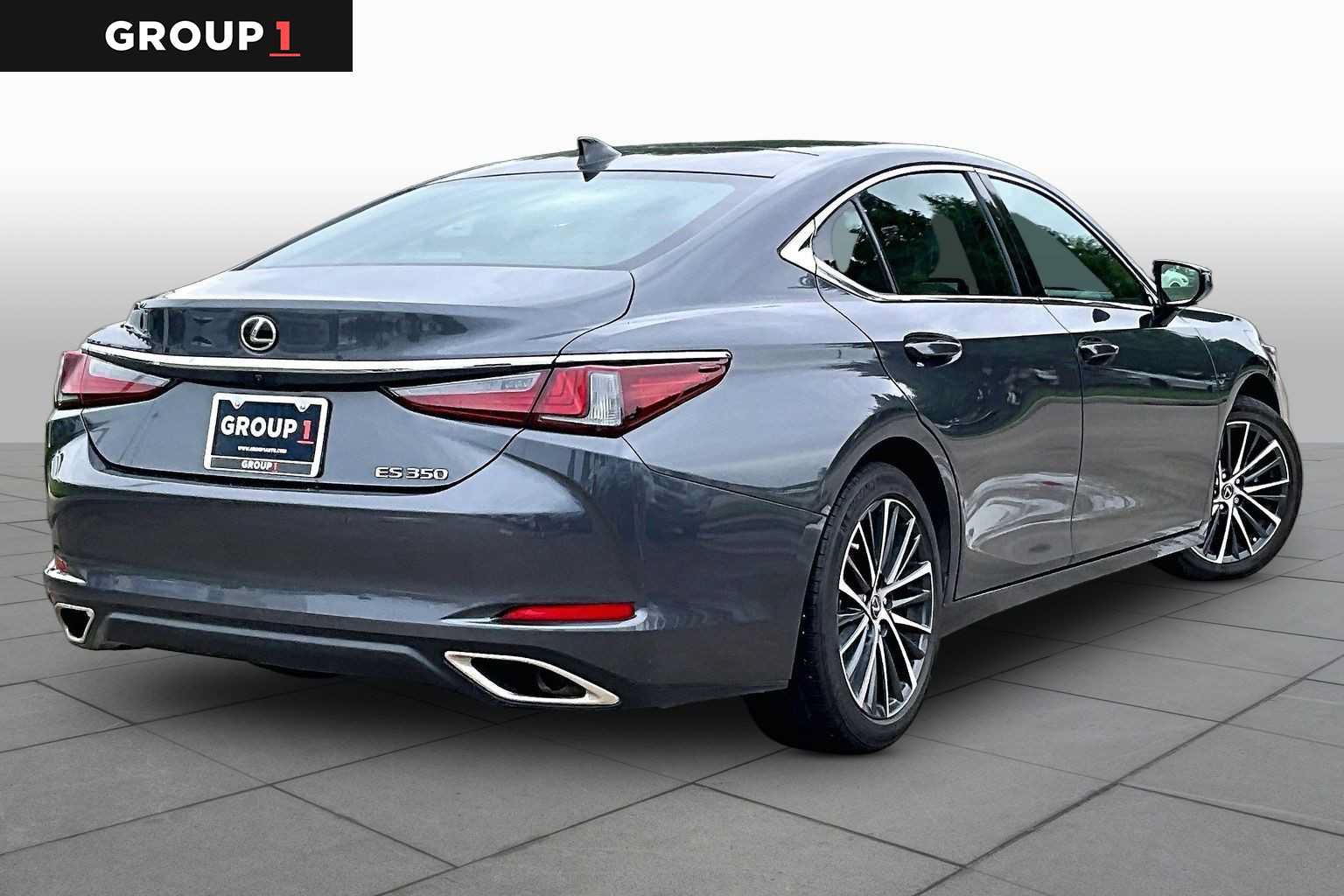 Used 2024 Lexus ES 350 w/ Premium Package FWD image 11