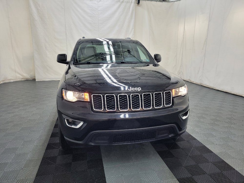 Used 2021 Jeep Grand Cherokee Laredo AWD/4WD image 14