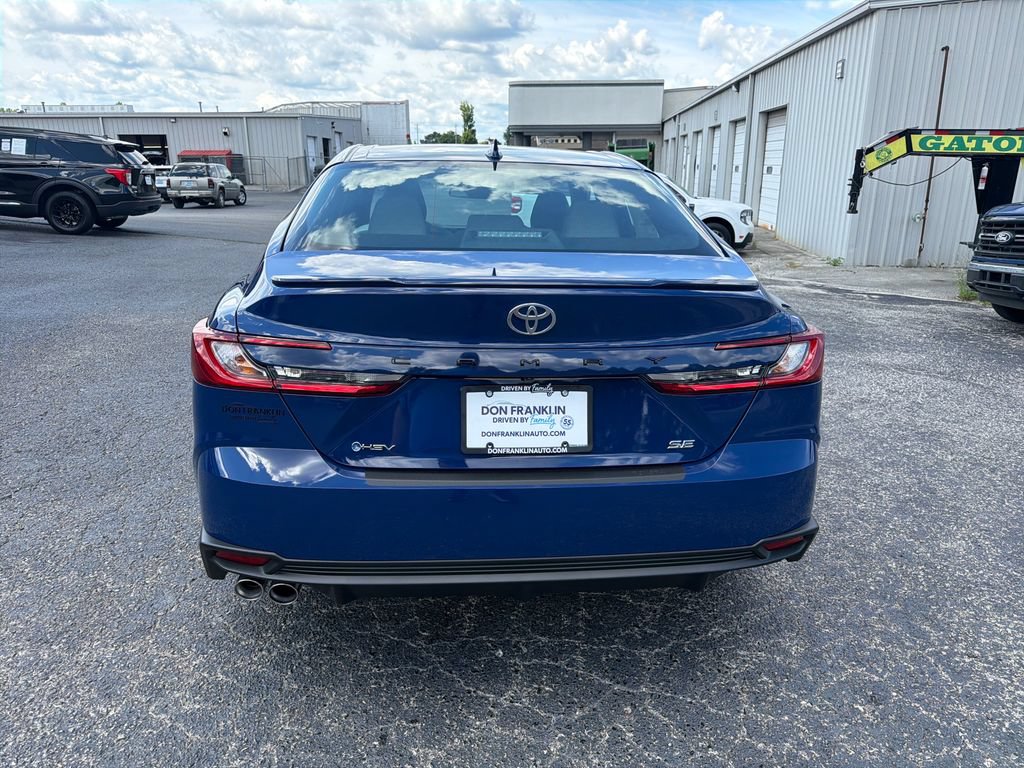 New 2026 Toyota Camry SE FWD image 4
