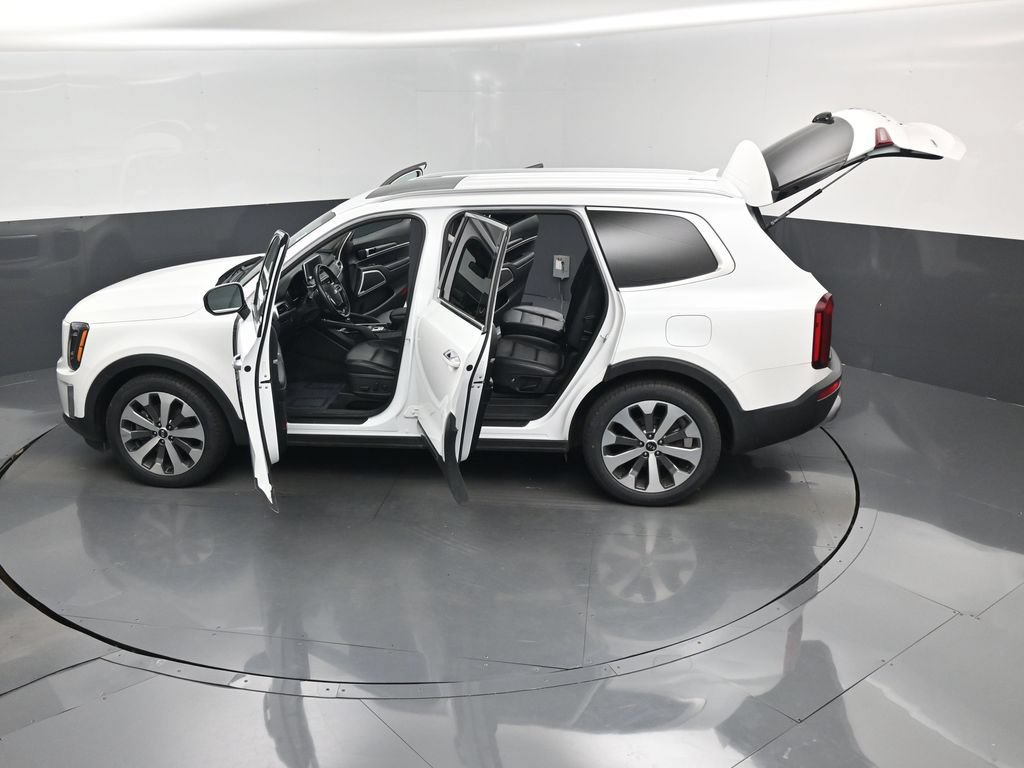 Used 2020 Kia Telluride S AWD/4WD image 17
