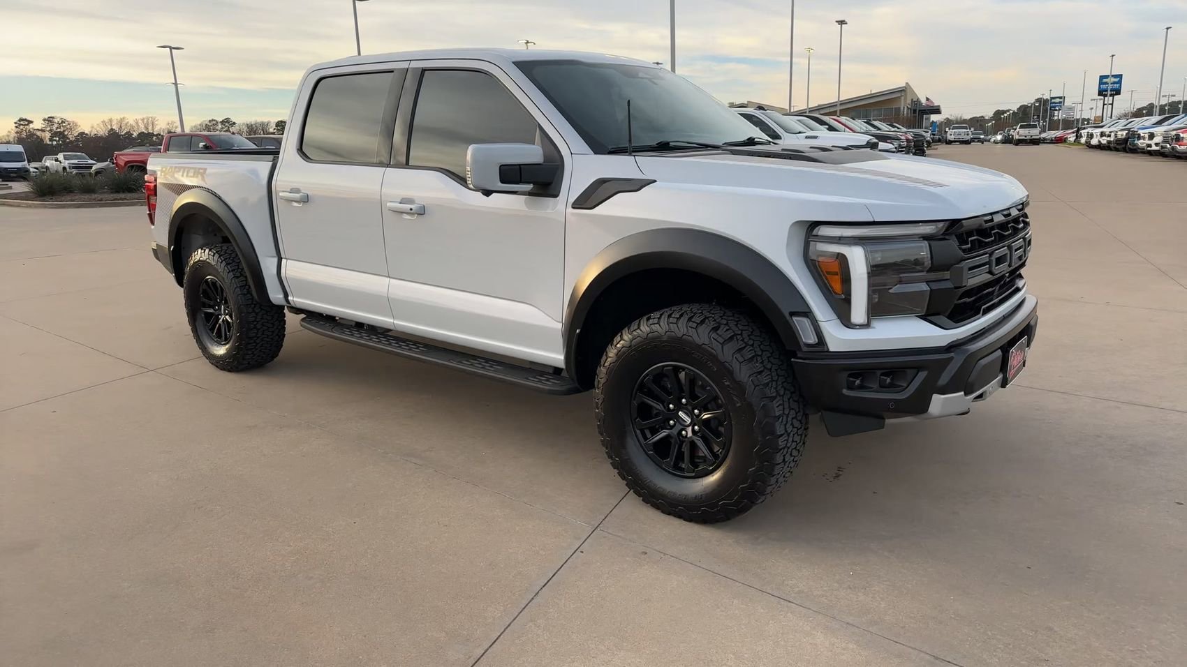 Used 2025 Ford F150 Raptor image 3