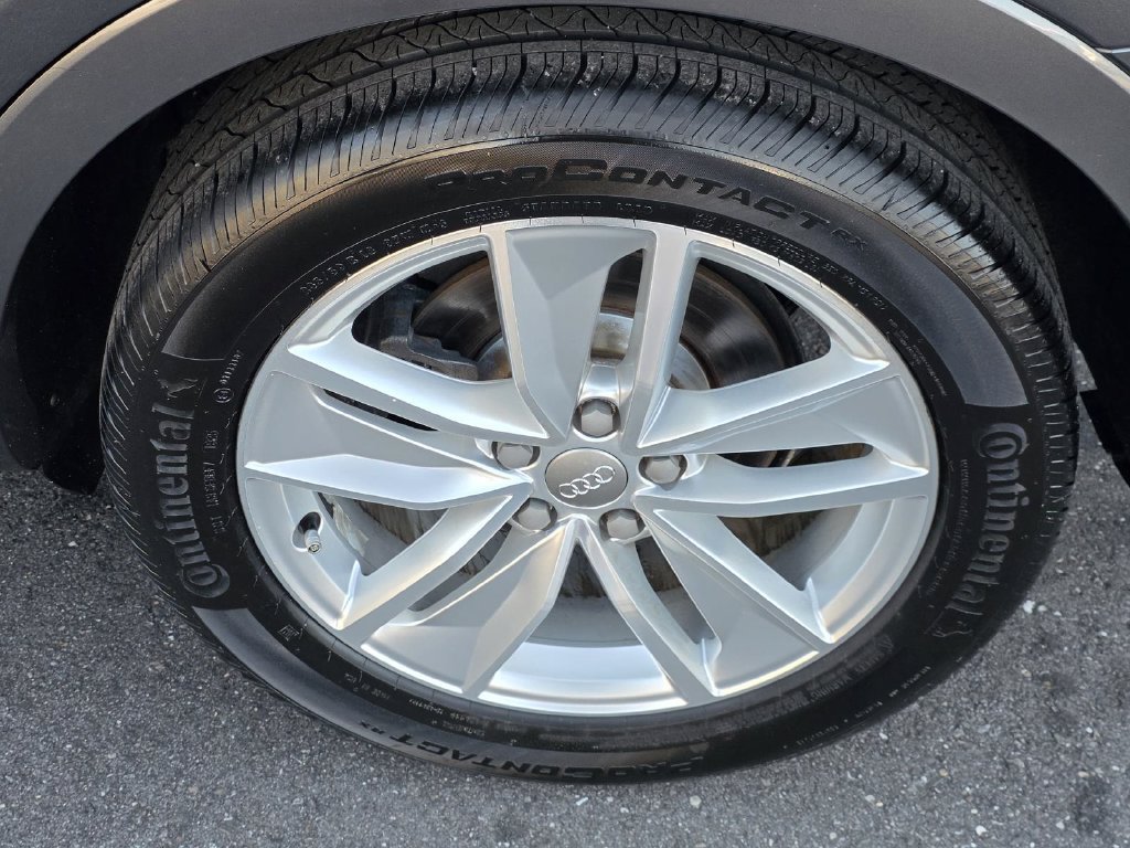 Used 2018 Audi Q3 2.0T Premium FWD image 30