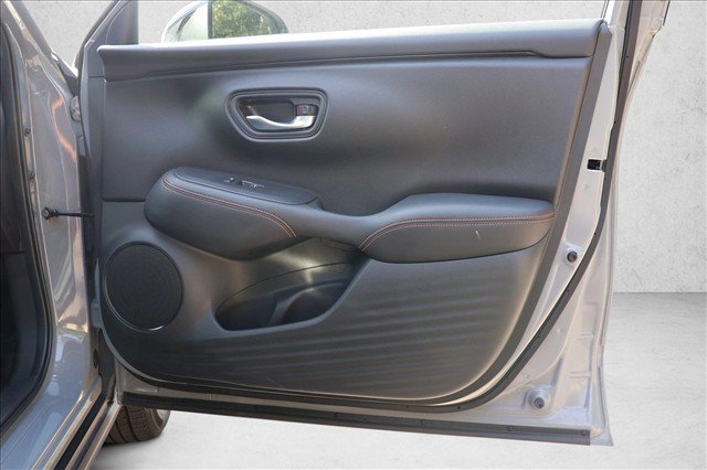 Used 2024 Honda HR-V Sport image 29