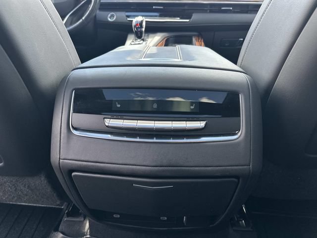 Used 2022 Cadillac Escalade Premium Luxury AWD/4WD image 15