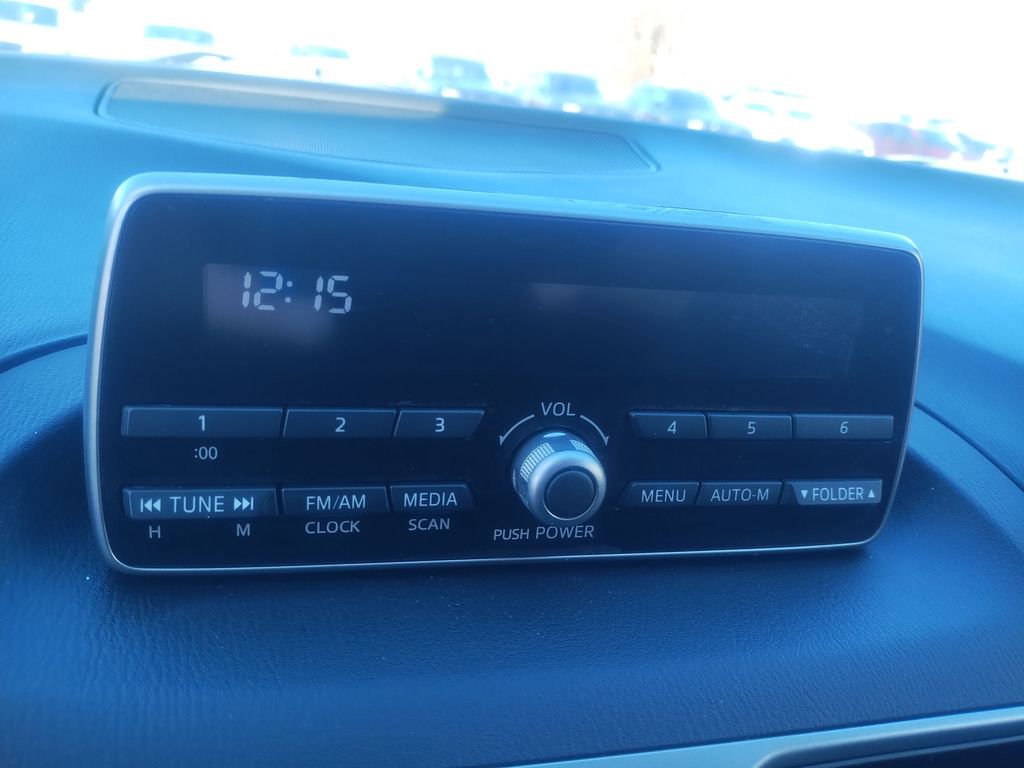 Used 2014 MAZDA MAZDA3 i Sport image 19