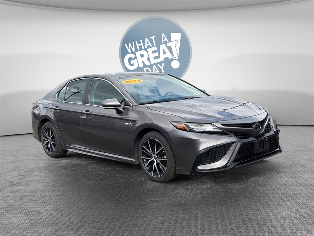 Used 2022 Toyota Camry SE