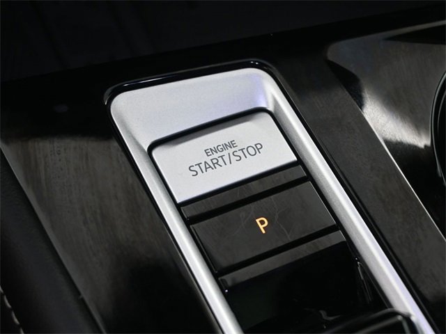 New 2025 Volkswagen Atlas SEL image 32