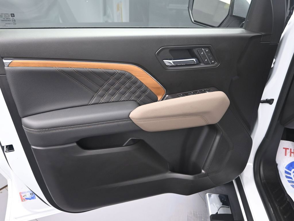 Used 2026 GMC Canyon Denali image 11