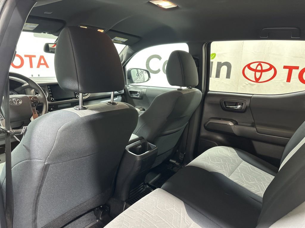 Used 2023 Toyota Tacoma TRD Off-Road image 18