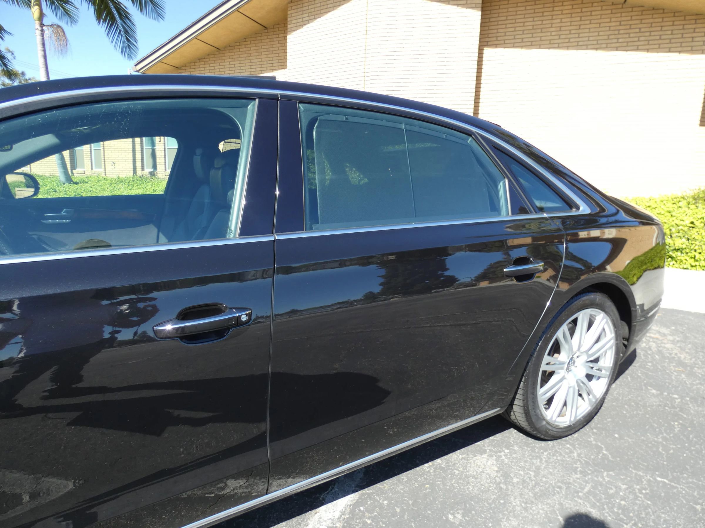 Used 2015 Audi A8 L 4.0T image 13