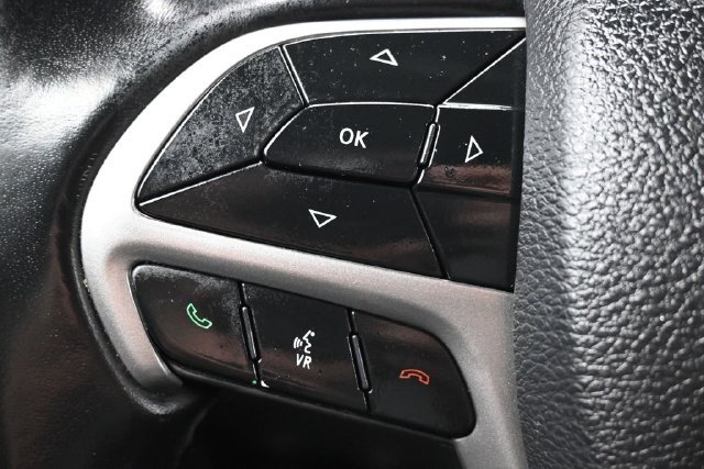 Used 2019 Jeep Grand Cherokee Altitude AWD/4WD image 18
