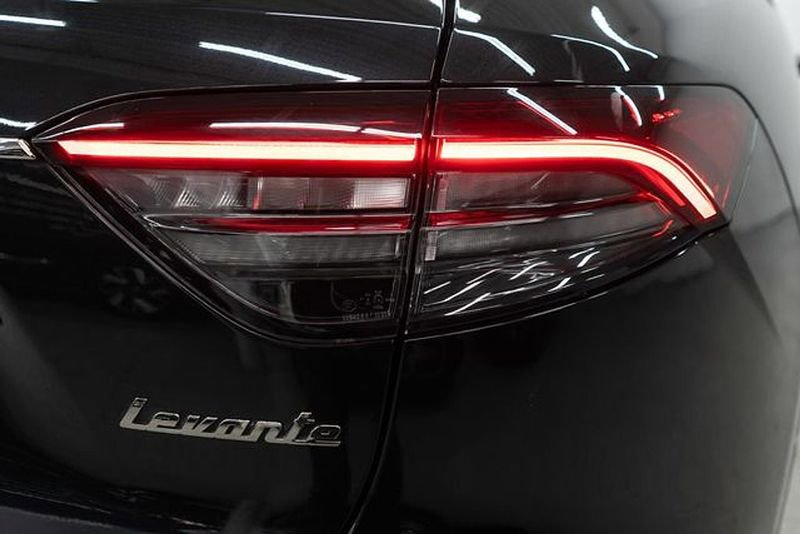 Used 2022 Maserati Levante GT image 40