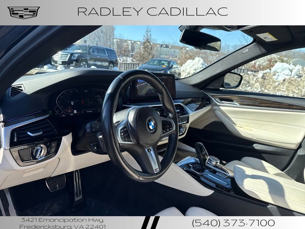 Used 2023 BMW 540i w/ M Sport Package image 4