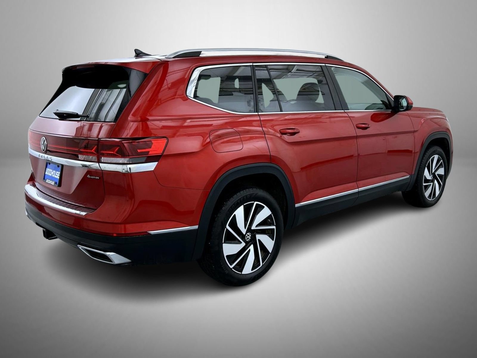 Used 2024 Volkswagen Atlas SEL AWD/4WD image 5