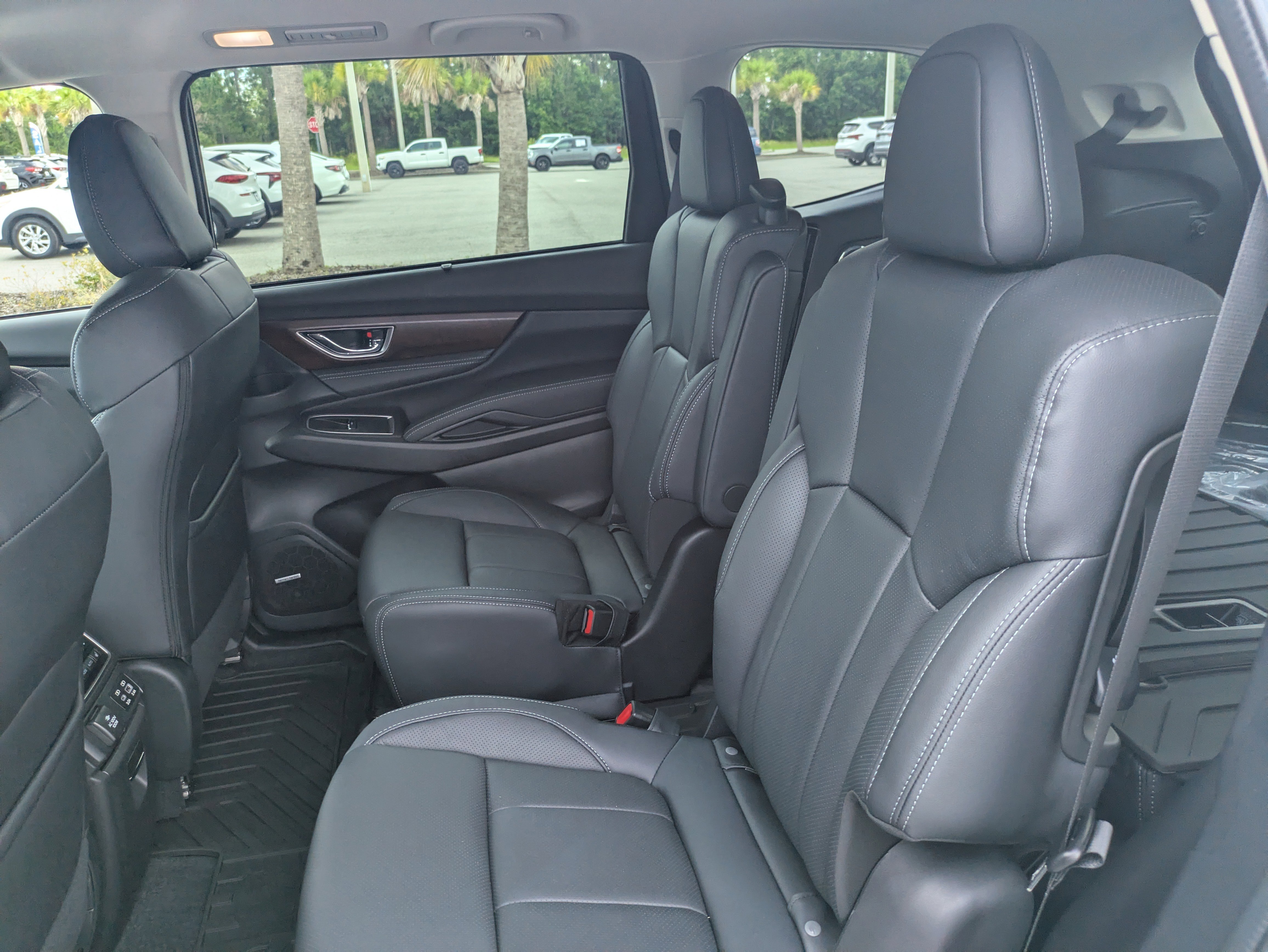 Used 2025 Subaru Ascent Touring w/ Popular Package #1 image 14