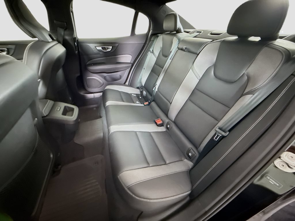 Used 2024 Volvo S60 B5 Plus w/ Climate Package AWD/4WD image 25