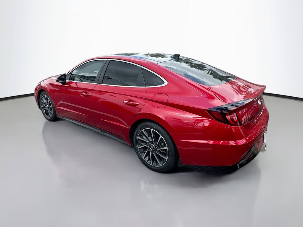 Used 2021 Hyundai Sonata Limited w/ Preferred Accessory Package image 4