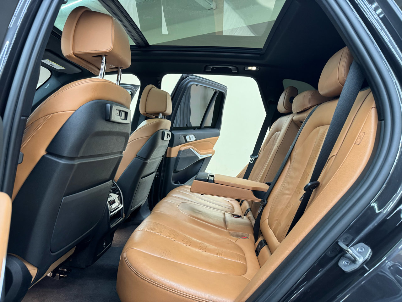 Used 2022 BMW X5 sDrive40i w/ Luxury Seating Package image 44