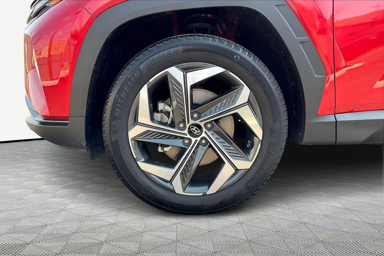 Certified 2023 Hyundai Tucson Limited AWD/4WD image 33