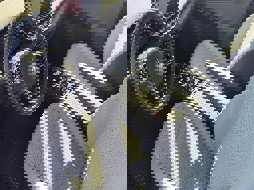 Used 2022 Volkswagen ID.4 Pro S image 8