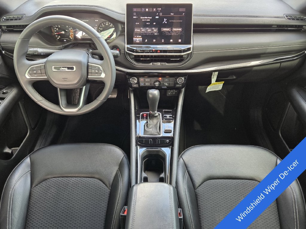 Used 2024 Jeep Compass Latitude w/ Altitude Special Edition AWD/4WD image 28