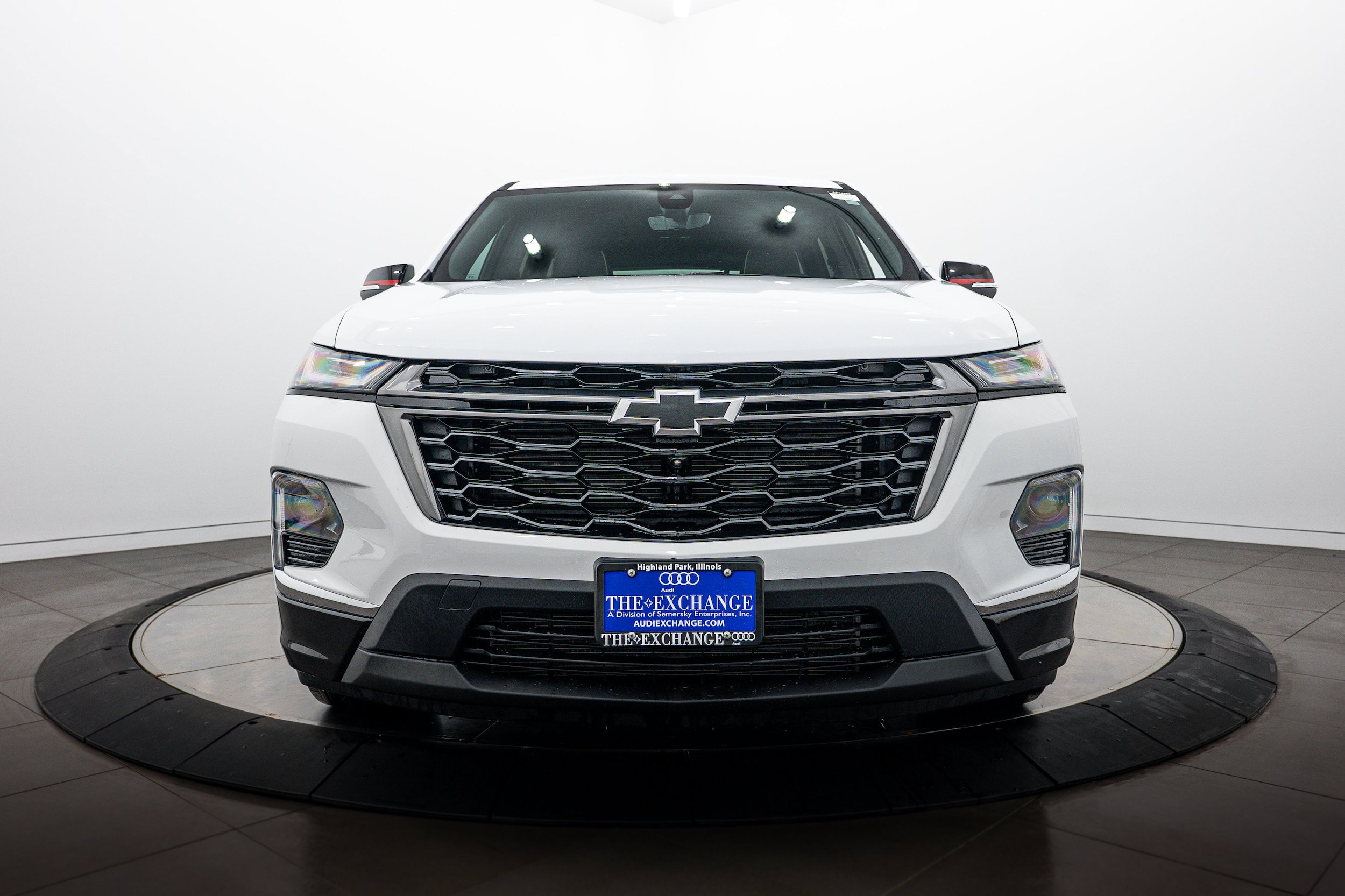 Used 2023 Chevrolet Traverse Premier w/ Redline Edition AWD/4WD image 25