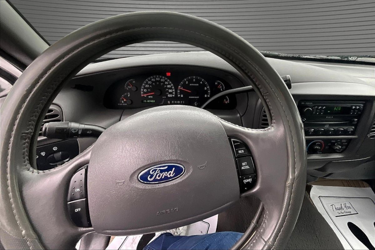 Used 2003 Ford F150 XLT AWD/4WD image 9