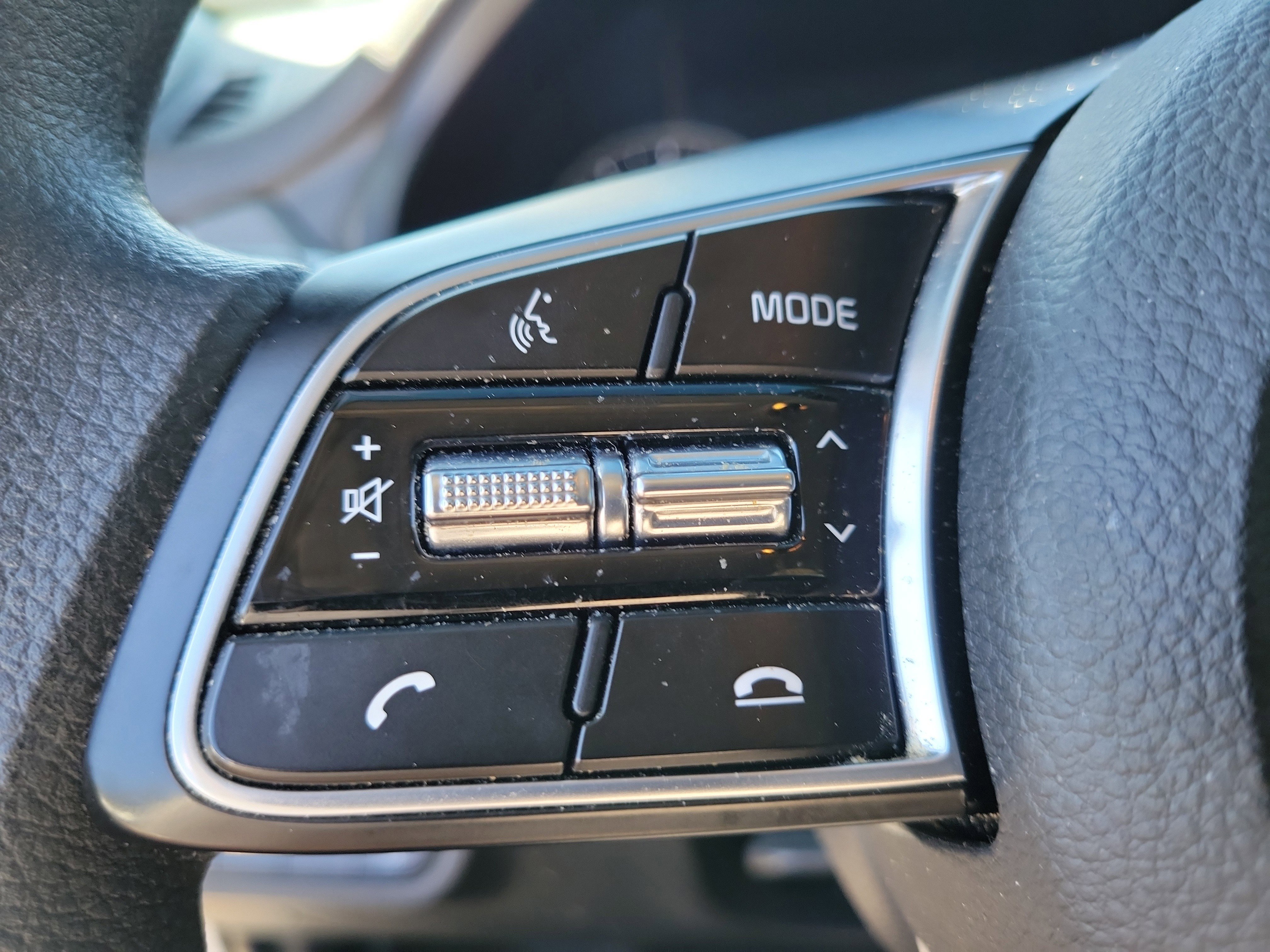 Used 2023 Kia Seltos LX image 22