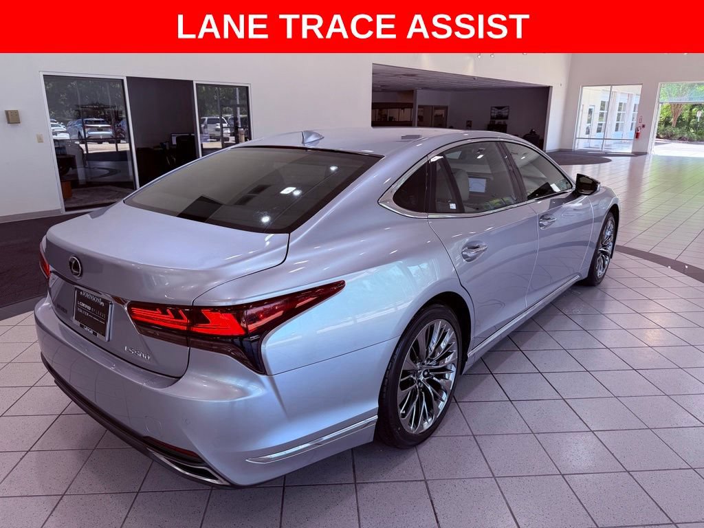 Certified 2022 Lexus LS 500 w/ Accessory Package (Z2) RWD image 7