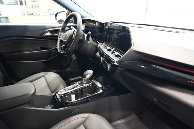 New 2026 Chevrolet Trax RS w/ Driver Confidence Package image 13