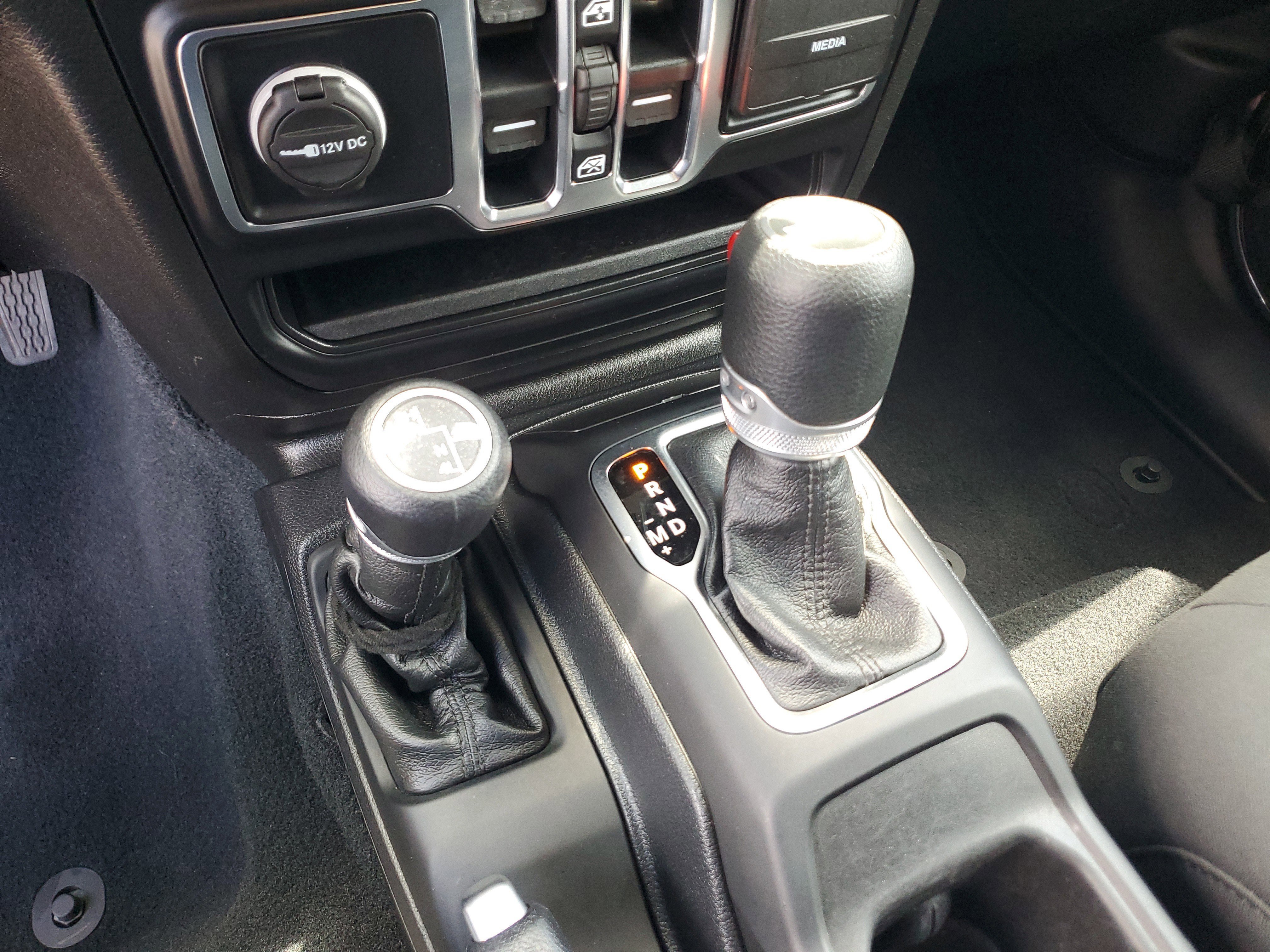 Used 2020 Jeep Wrangler Unlimited Sport image 26