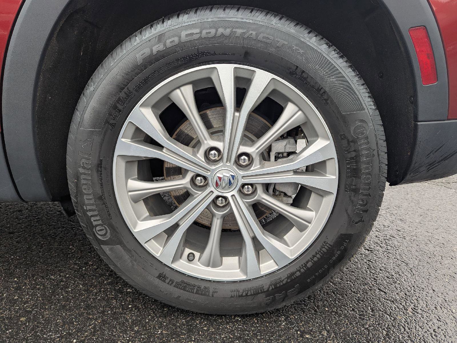 Used 2023 Buick Envision Preferred image 12