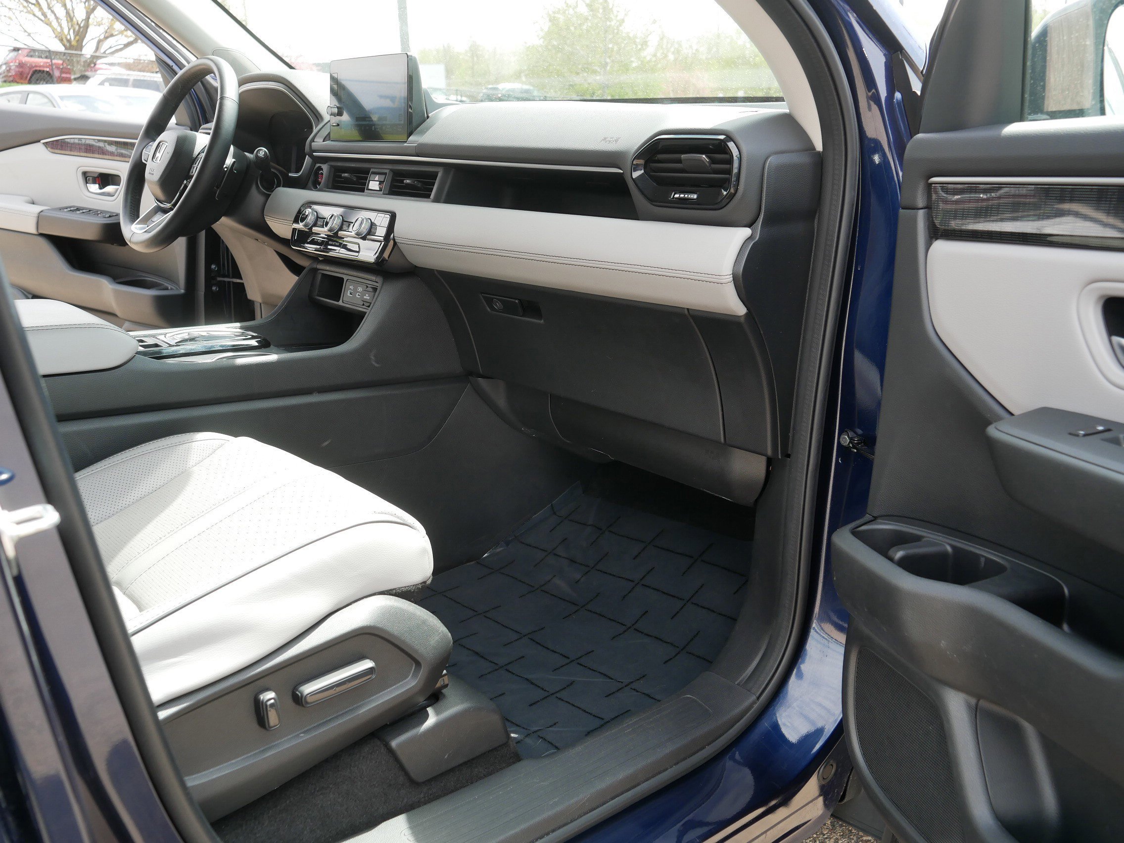 Used 2023 Honda Pilot Elite image 20