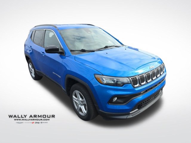 Used 2023 Jeep Compass Latitude w/ Convenience Group