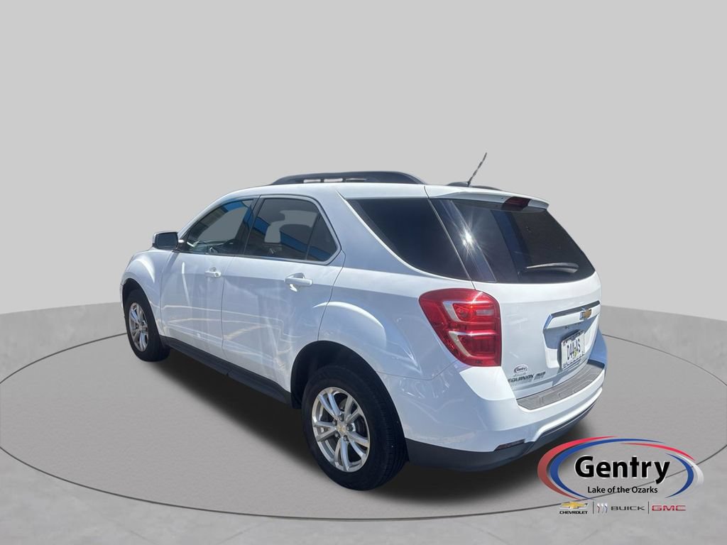 Used 2017 Chevrolet Equinox LT w/ Convenience Package AWD/4WD image 2