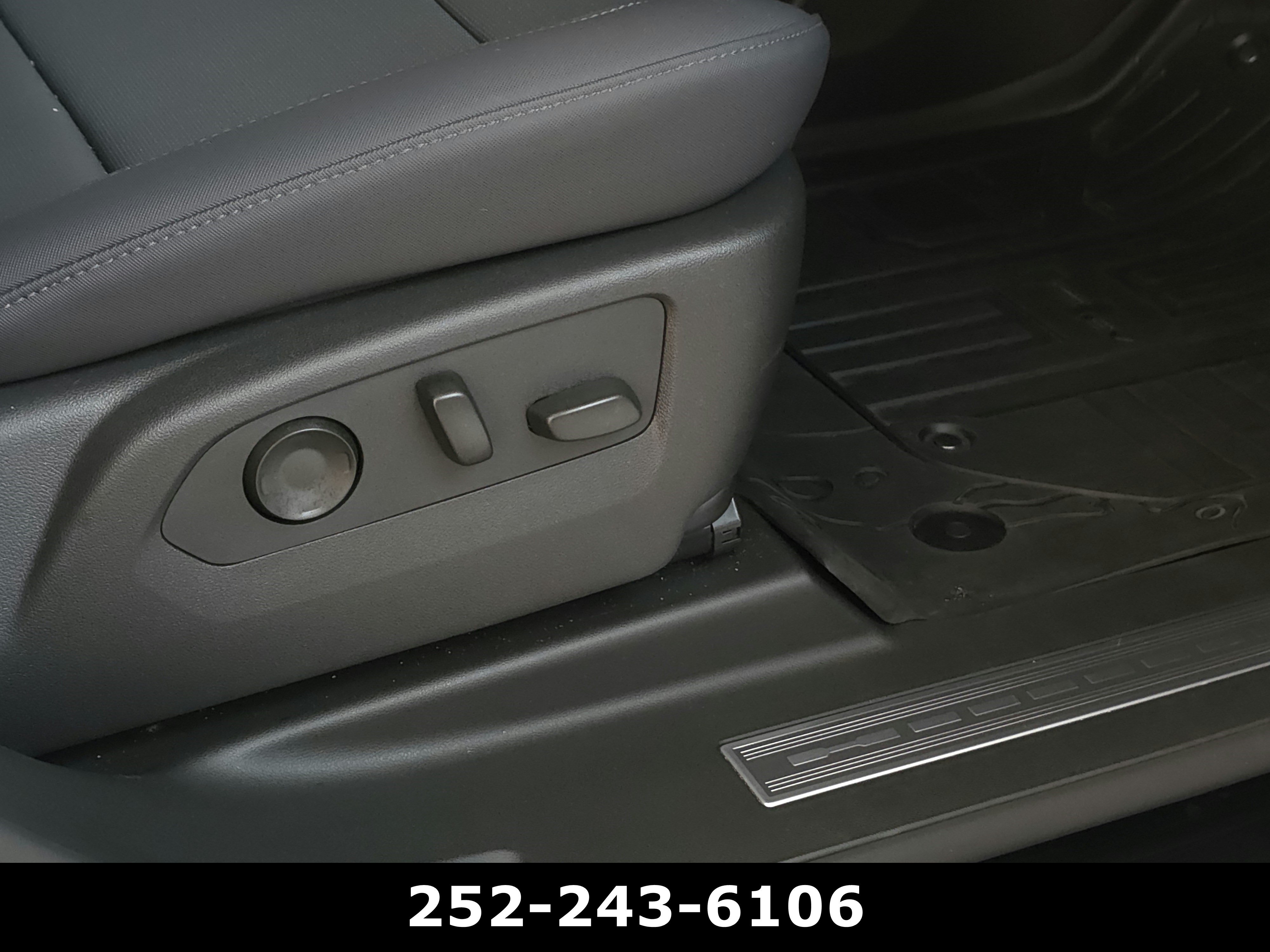 Used 2025 GMC Hummer EV 3X AWD/4WD image 50
