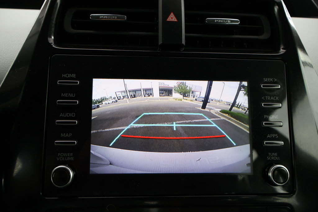 Certified 2020 Toyota Prius LE AWD/4WD image 33