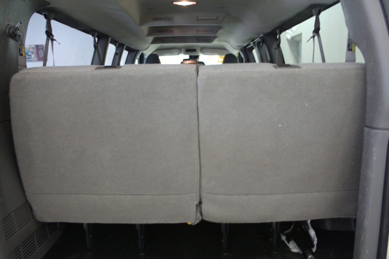 Used 2020 GMC Savana 3500 LT w/ LT Preferred Equipment Group image 27