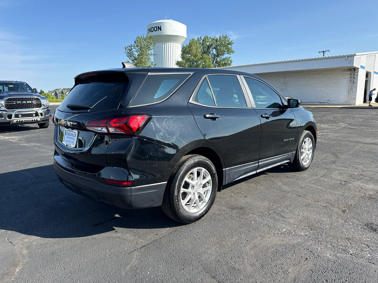 Certified 2024 Chevrolet Equinox LS FWD image 5
