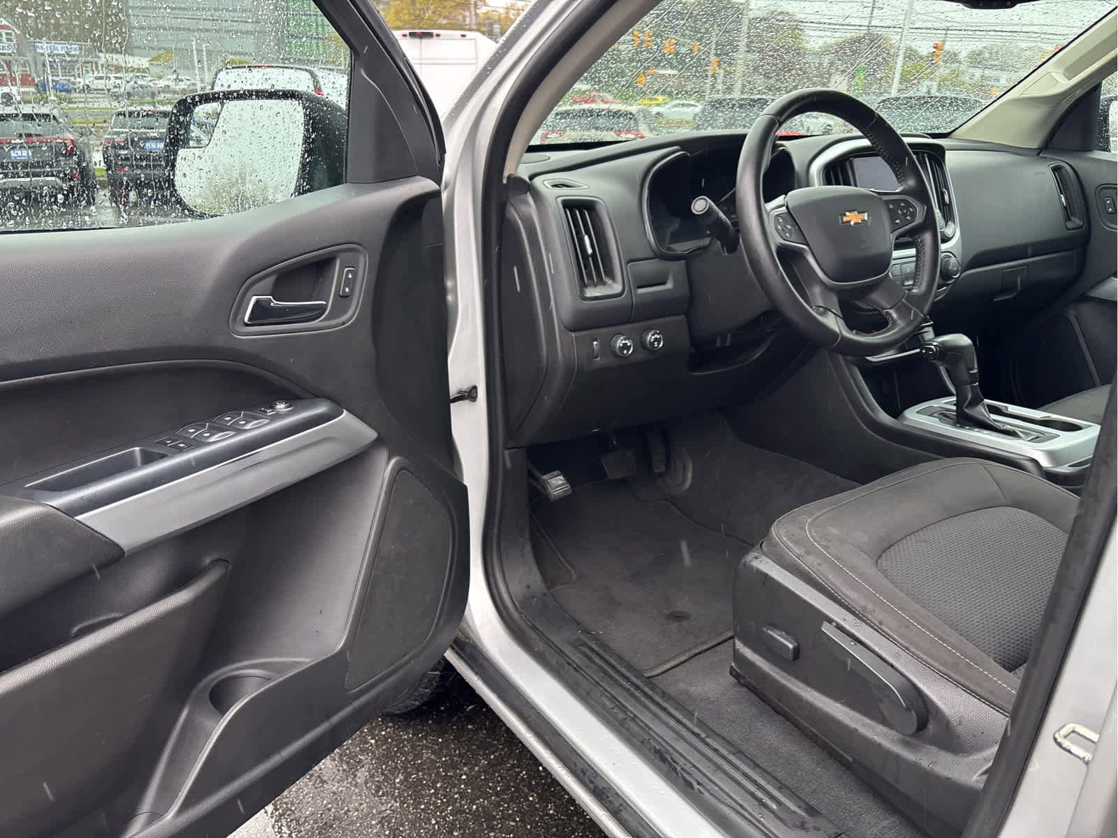 Used 2020 Chevrolet Colorado LT AWD/4WD image 7