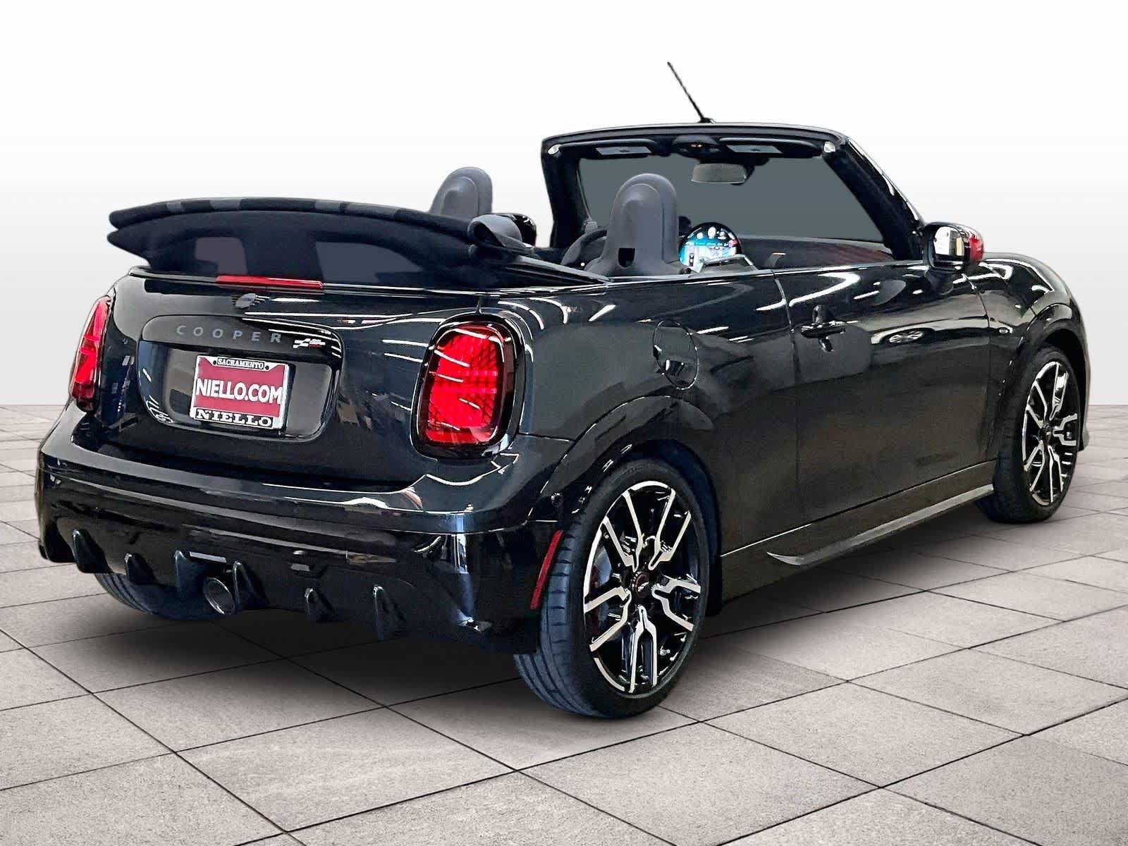 Used 2025 MINI Cooper John Cooper Works FWD image 18