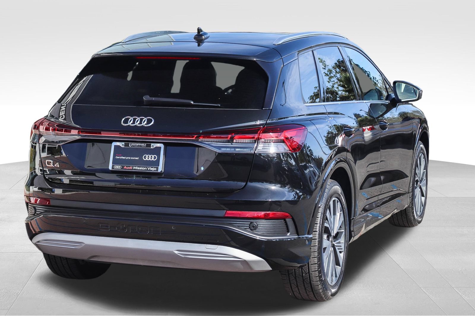Certified 2023 Audi Q4 e-tron Premium Plus w/ Premium Plus RWD image 8