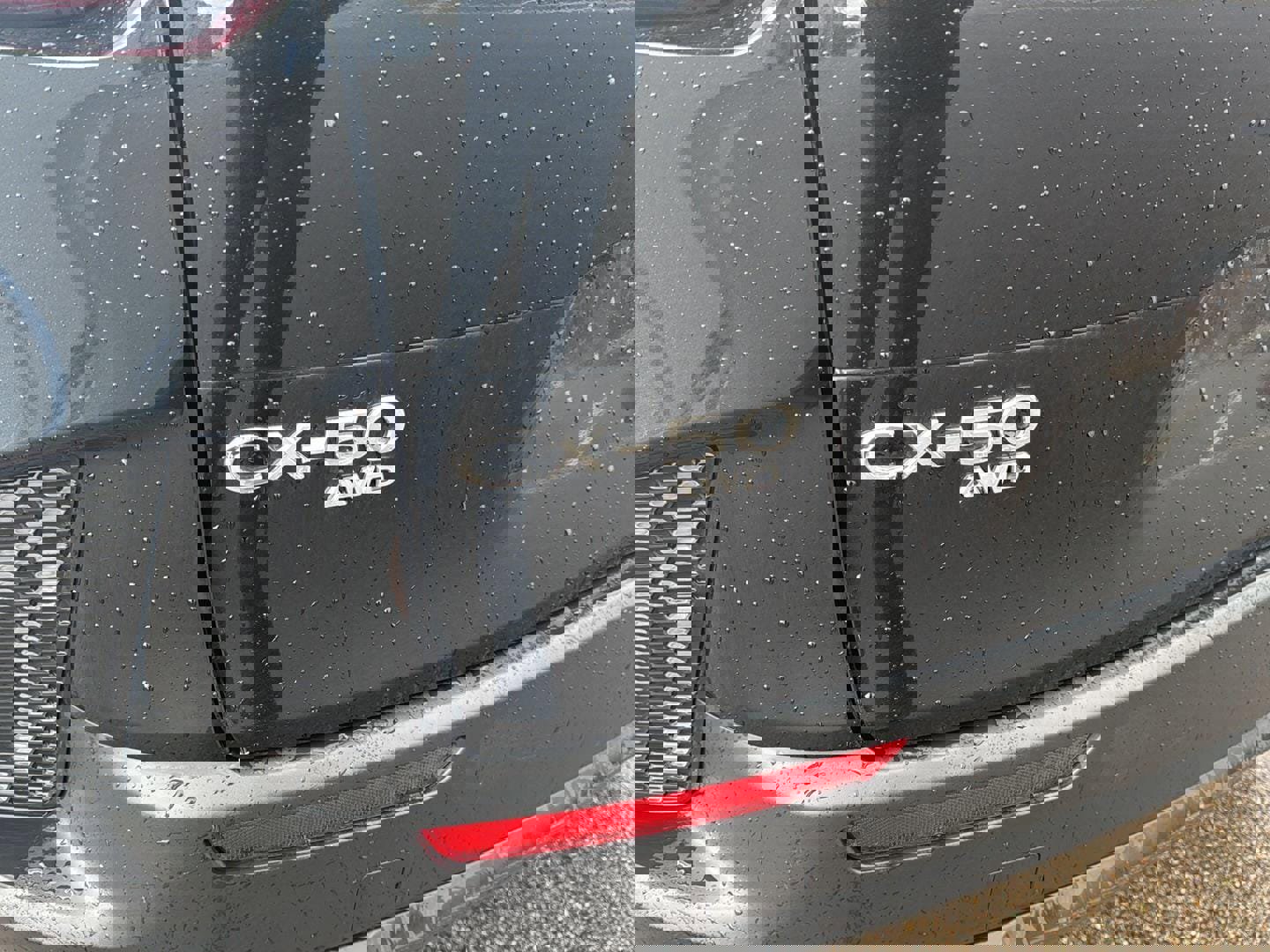 Used 2025 MAZDA CX-50 AWD 2.5 S w/ Premium Package image 4