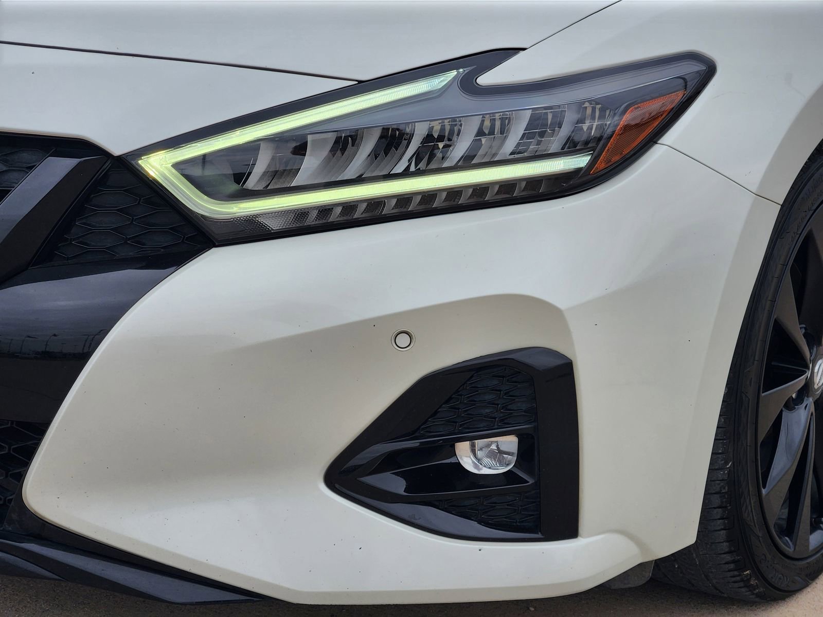 Used 2022 Nissan Maxima SR w/ Sport Mat Group image 9