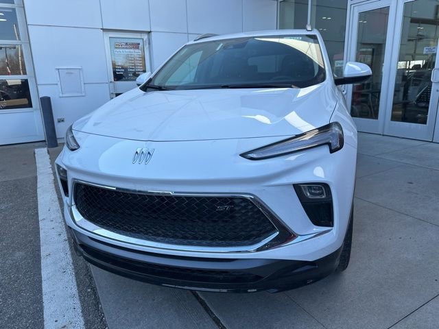 New 2026 Buick Encore GX Sport Touring w/ Comfort Package image 2