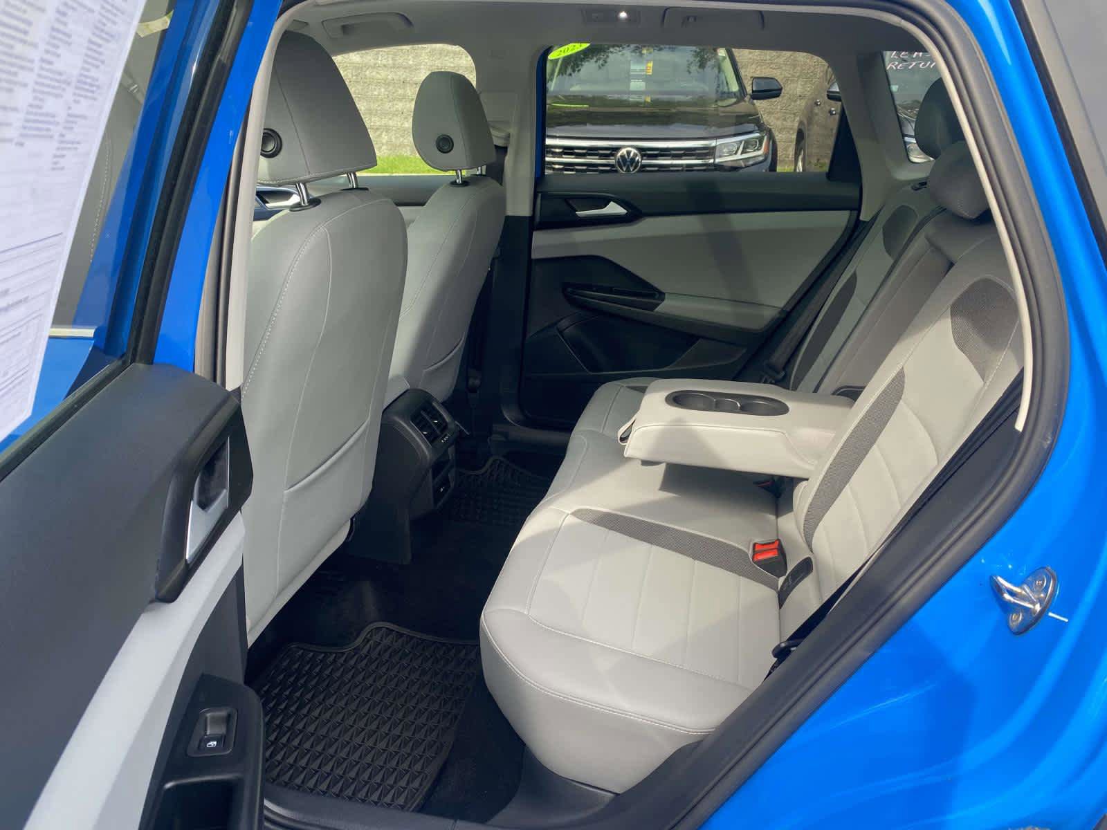 Certified 2022 Volkswagen Taos SE AWD/4WD image 27